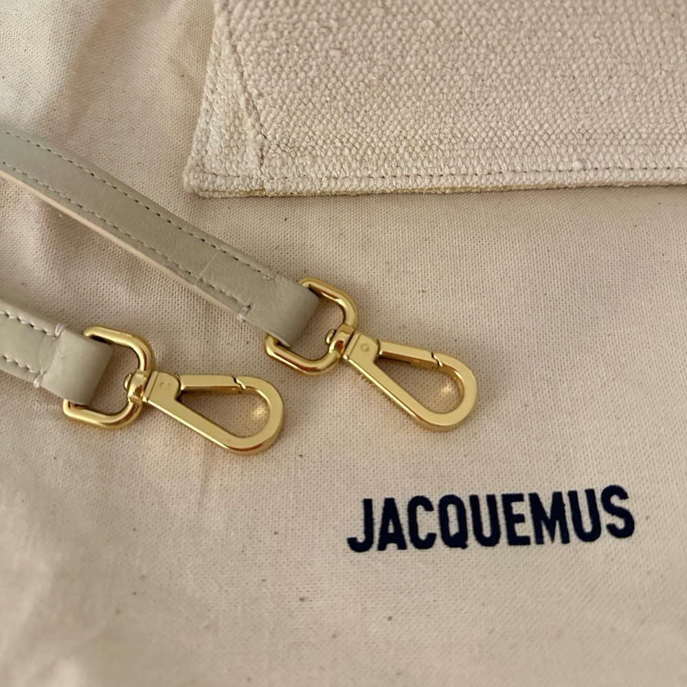 JACQUEMUS Chiquito Medium – Light Greige - Picture 12 of 14